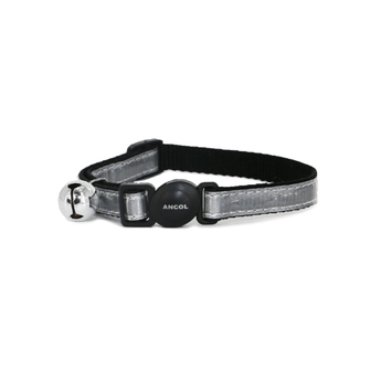 White background with a Ancol gloss reflective silver cat collar with a black plastic safety buckle and a silver bell pictured.