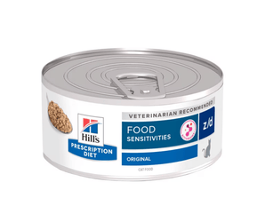 Hills Prescription cat food tin with a bowl full of food pictured on the label, text reads 'Food Sensitivities, Z/D' and 'with chicken' on a white background.