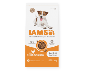 IAMS Dry Adult Dog Food Fresh Chicken (Small/Medium Breed) on white background