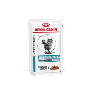 White background with a pouch of wet cat food with an long haired tabby cat pictured on the box, text on the box says 'Royal Canin Veterinary, Sensitivity Control, Chicken with Rice, Thin slices in Gravy.'