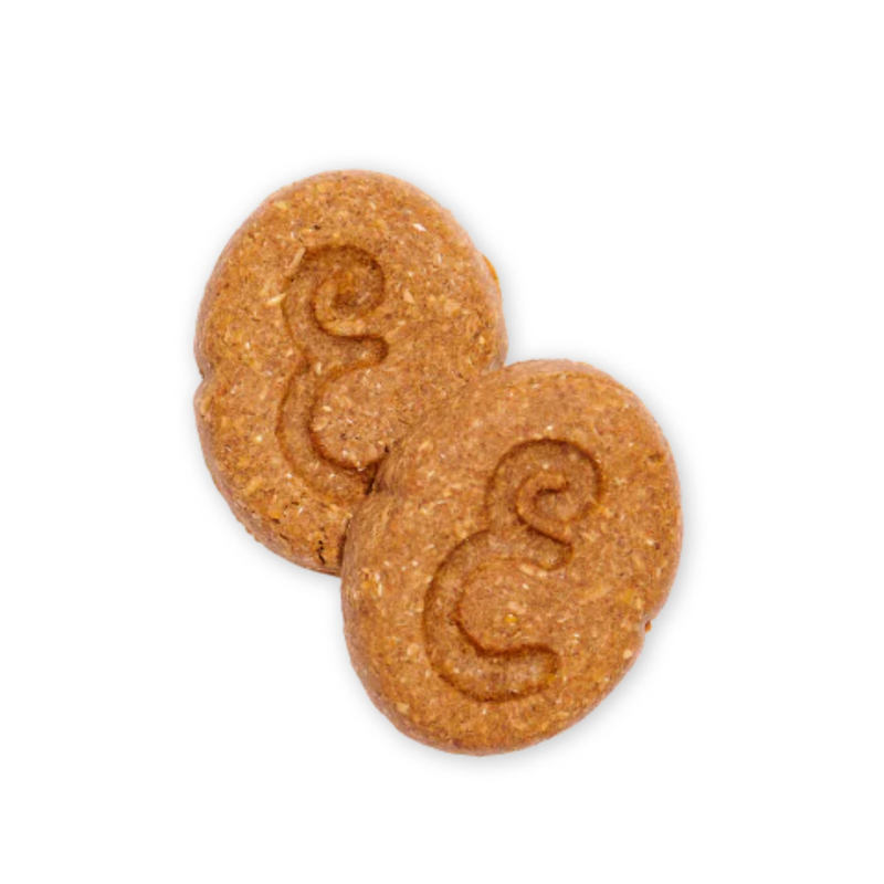 White background with a picture of two Edgard and Cooper Chicken Biscuit treats. 