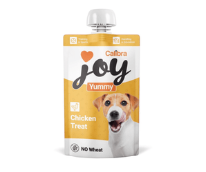 White background with a white and yellow pouch of Calibra Joy Yummy paste treat in Chicken flavour.
