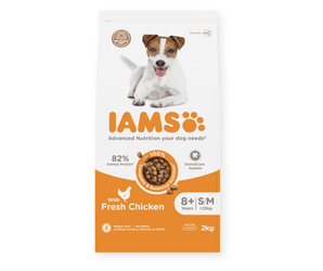 IAMS Dry Senior Dog Food Fresh Chicken (Small/Medium Breed)o nwhite background